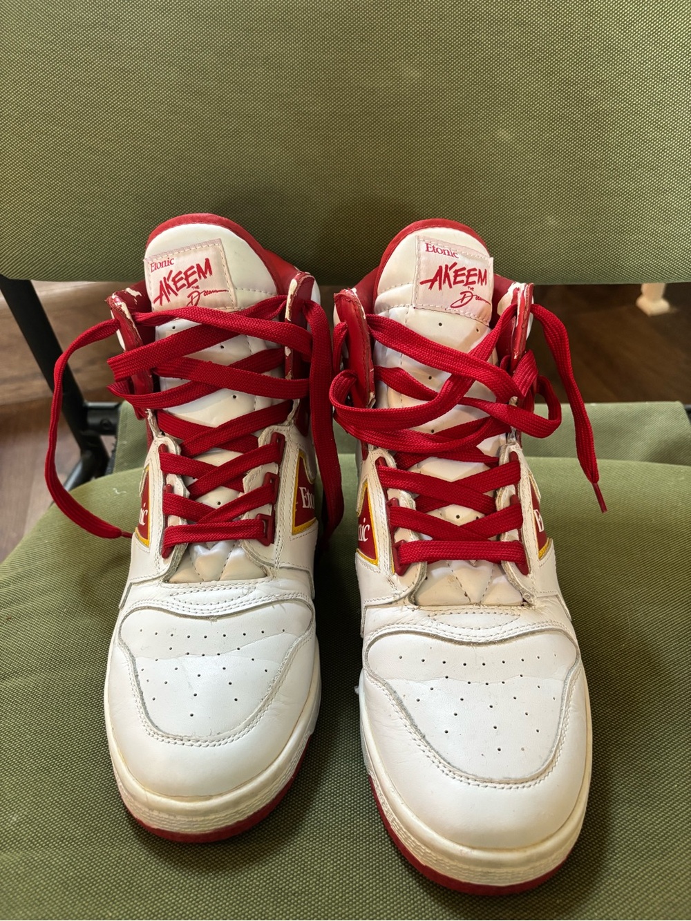 Etonic Akeem White & Red Men’s High-Top Sneakers